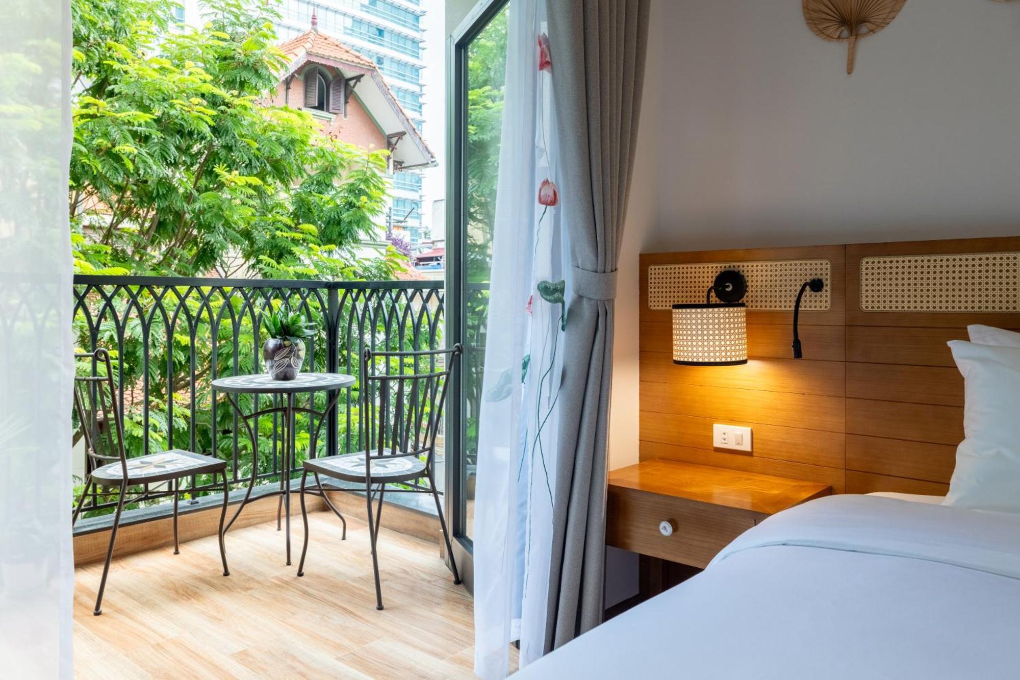 We Have Moved! Please Search For Madame Binh Luxury Homestay 5 Yen Ninh — Photos 3